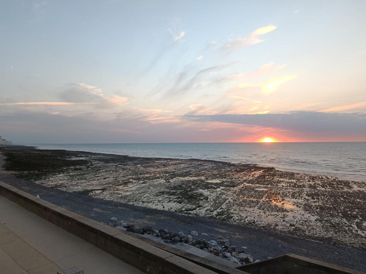 Superbe Vue Mer... Au Calme Ault Buitenkant foto